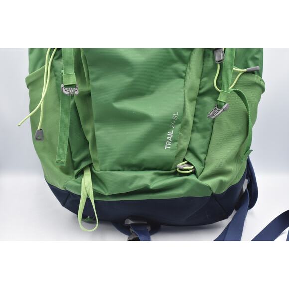 Deuter Trail 24 SL Hiking Backpack GREEN - Picture 3 of 11